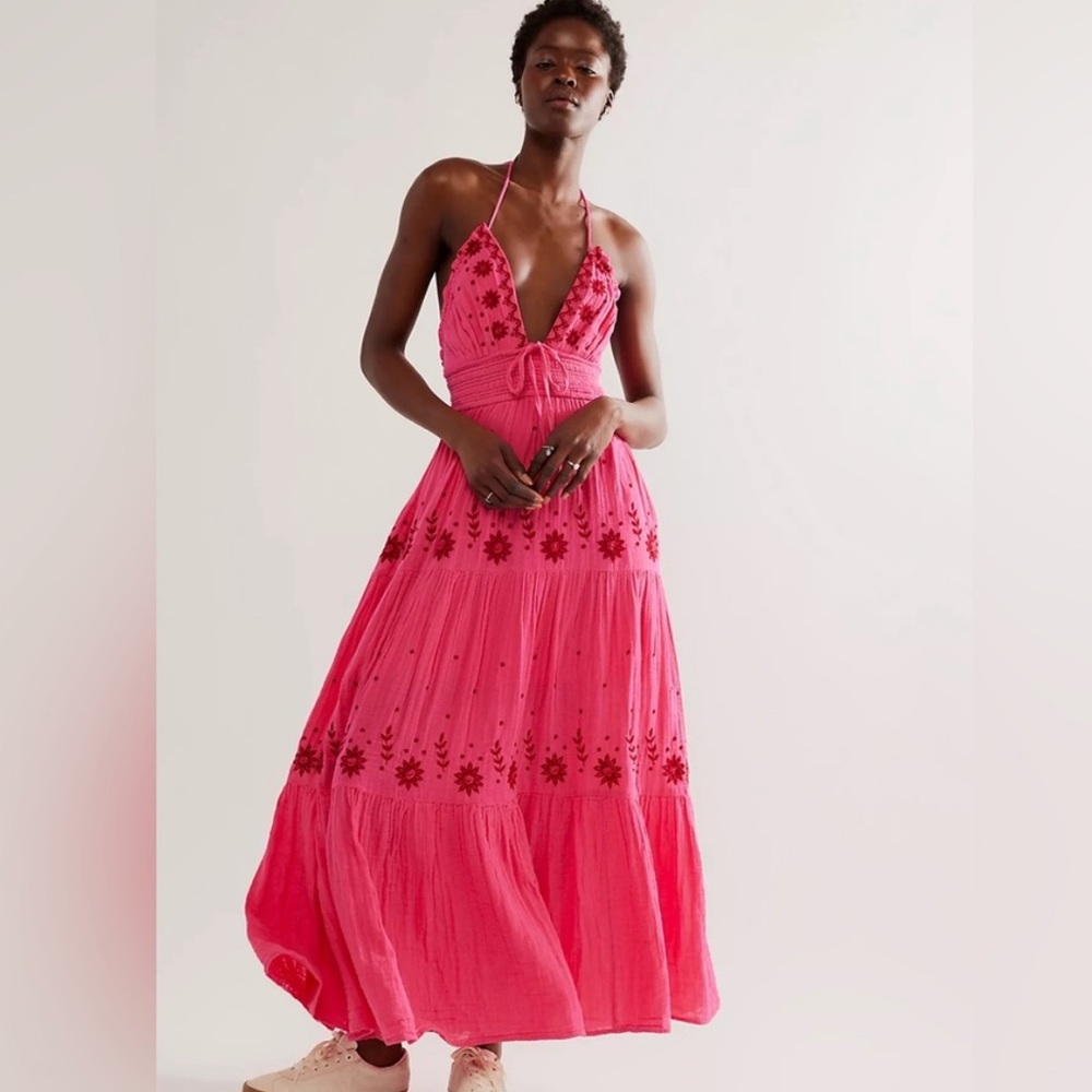 Free People Real Love Embroidered Dress
Floral Smocked Halter Small. 0789